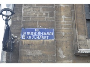 6811042-Marche_au_Charbon_